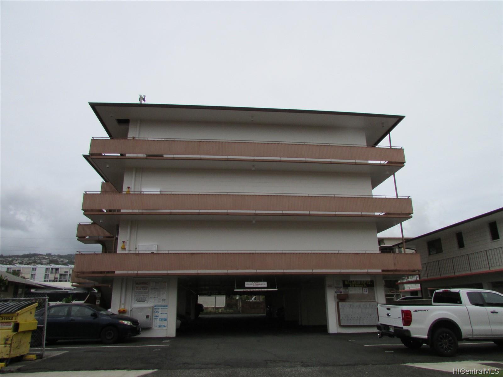 636 Nalanui Street #301, Honolulu, HI 96817