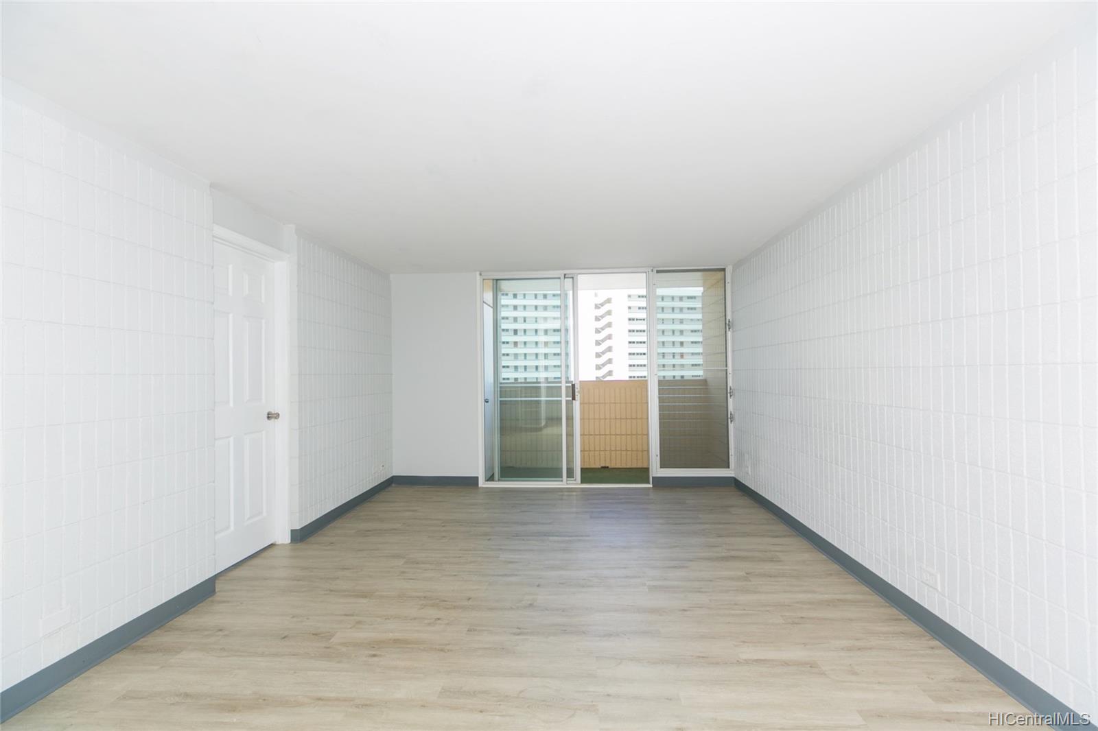 801 Ala Nioi Place #601, Honolulu, HI 96818