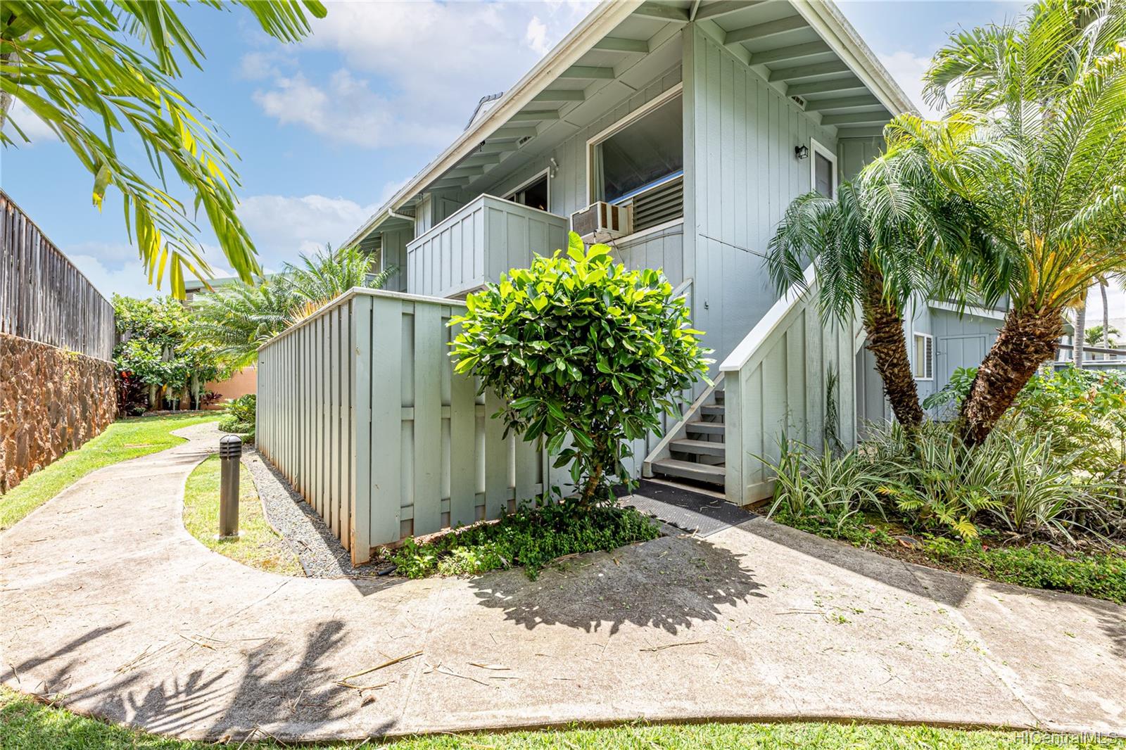 94-1056 Paha Place #M6, Waipahu, HI 96797