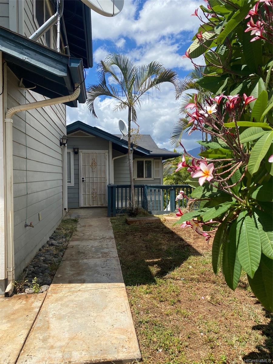 87-1032 Oheohe Street Waianae, HI 96792