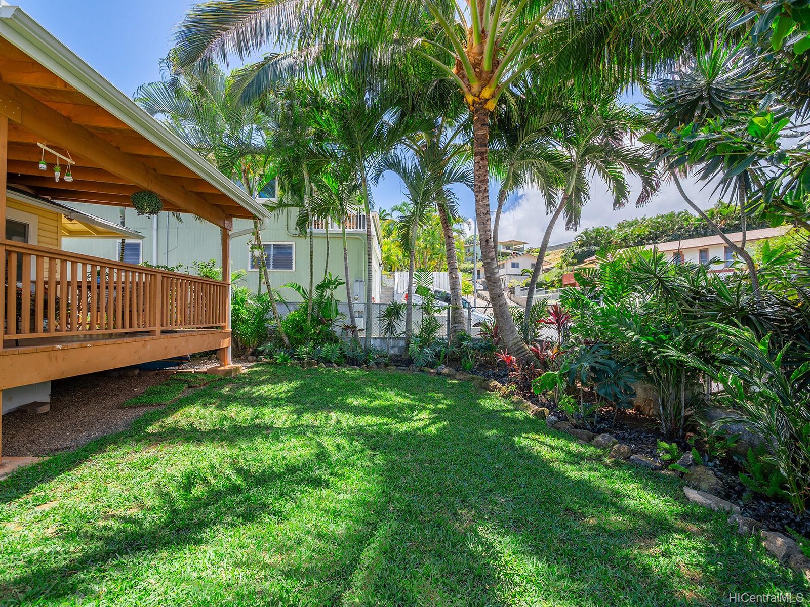 1384 Nanialii Street Kailua, HI 96734