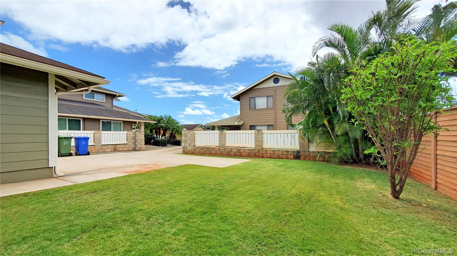 94-1001 Pouhana Way Waipahu, HI 96797