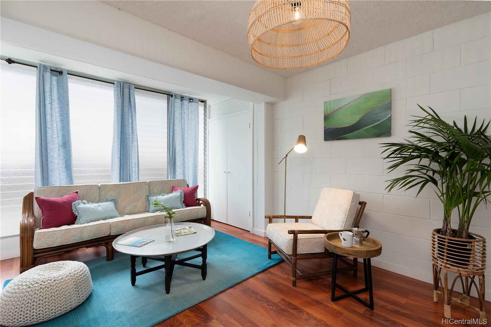 2626 Kuilei Street #T, Honolulu, HI 96826