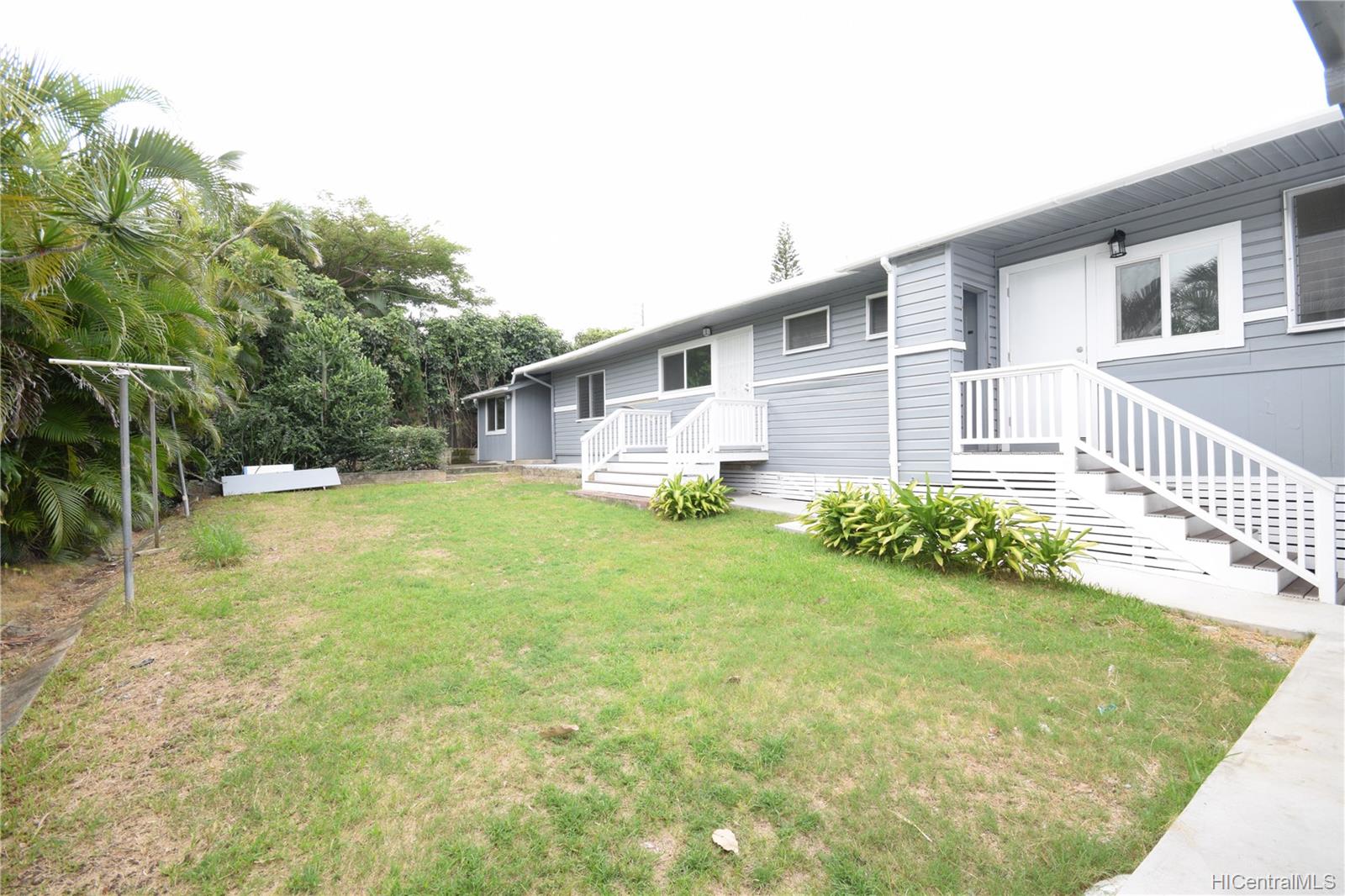 44 Kaneohe Bay Drive Kailua, HI 96734