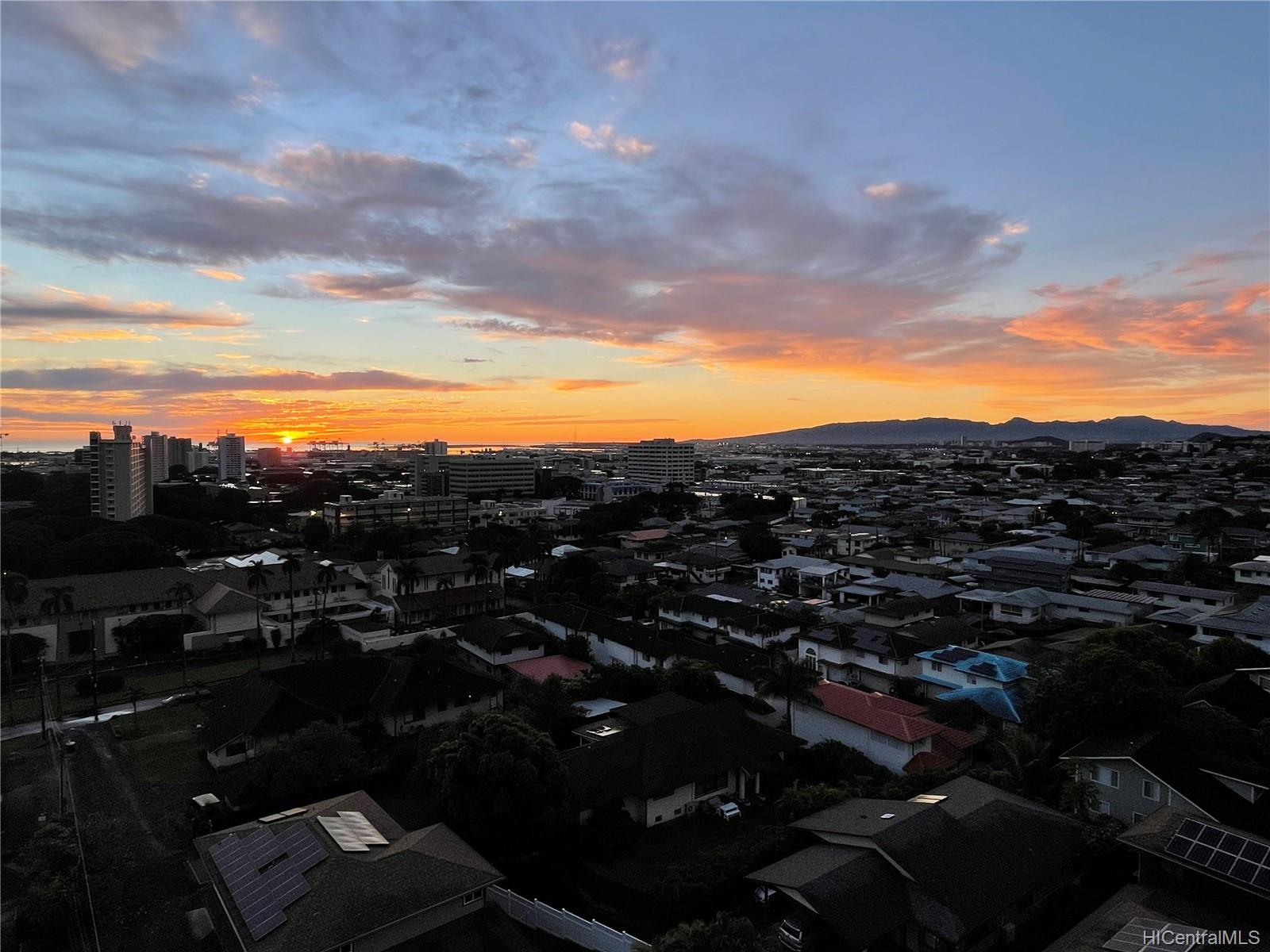 2040 Nuuanu Avenue #1105, Honolulu, HI 96817