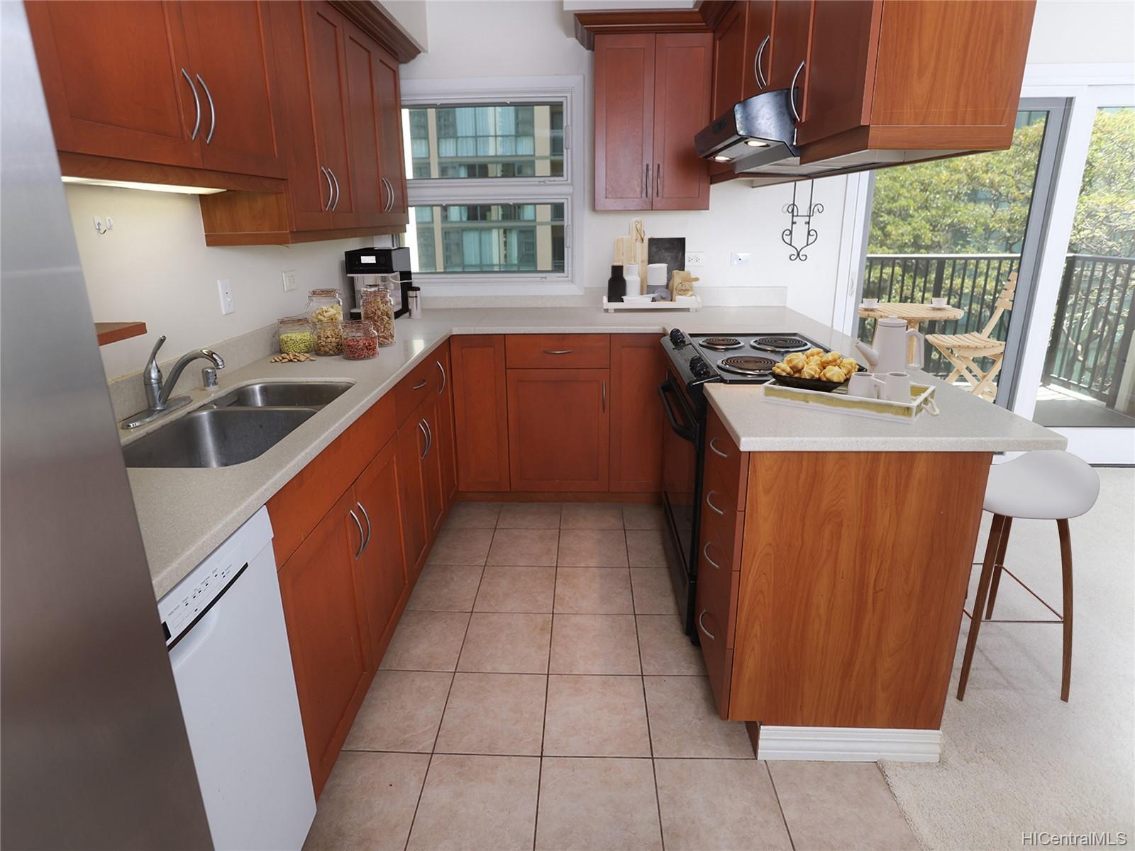 21 Craigside Place #6A, Honolulu, HI 96817