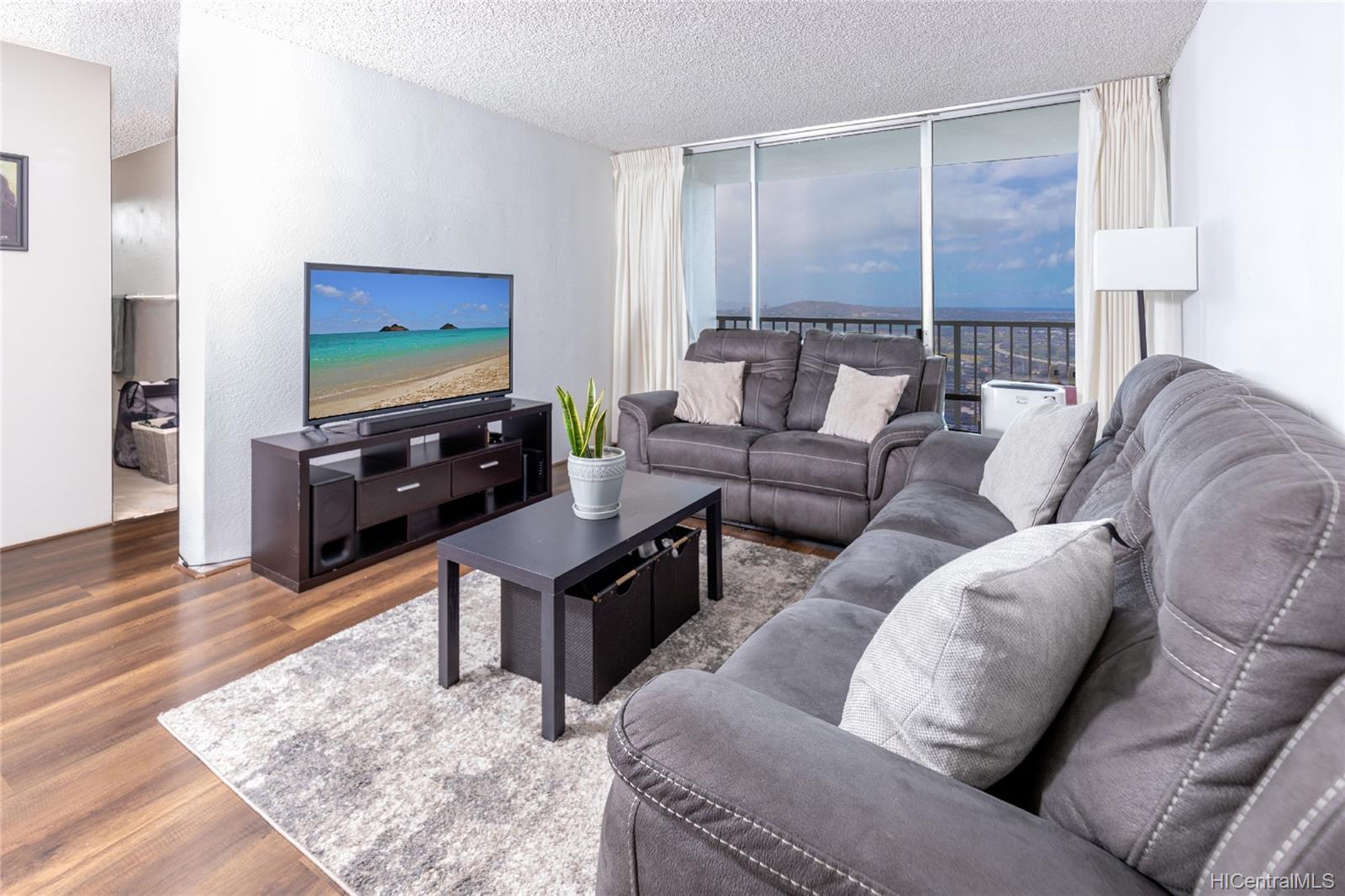 98-410 Koauka Loop #31F, Aiea, HI 96701