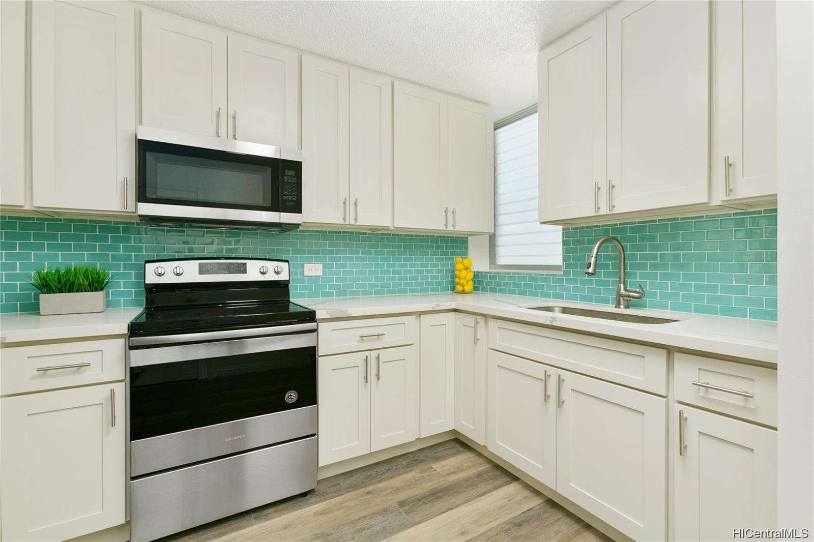 1015 Ala Napunani Street #301, Honolulu, HI 96818