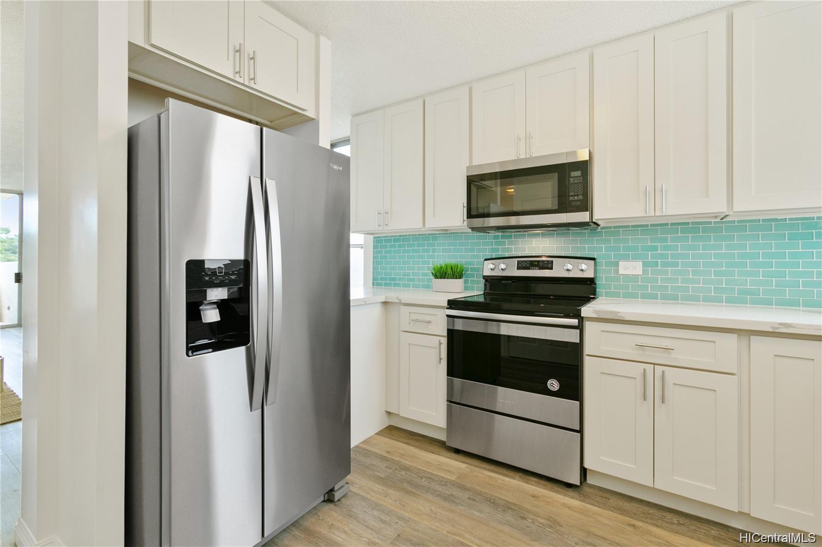 1015 Ala Napunani Street #301, Honolulu, HI 96818
