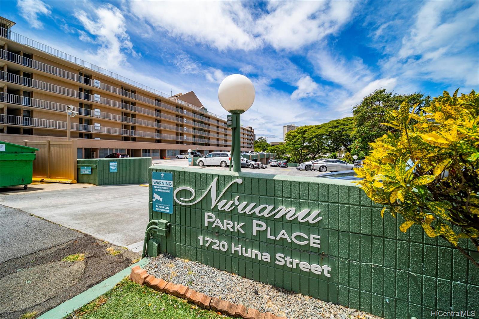1720 Huna Street #B106, Honolulu, HI 96817