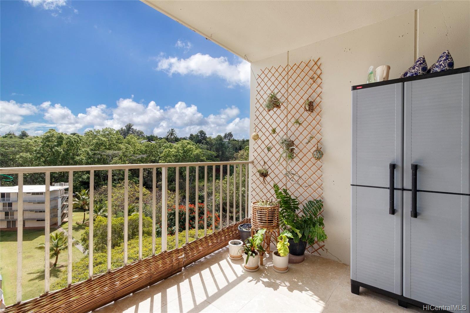 95-2031 Waikalani Place #D802, Mililani, HI 96789