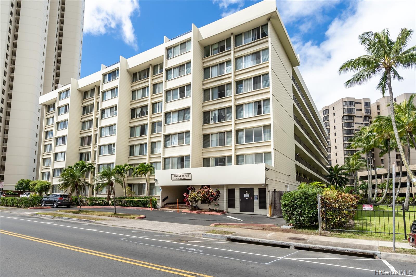 5122 Likini Street #701, Honolulu, HI 96818