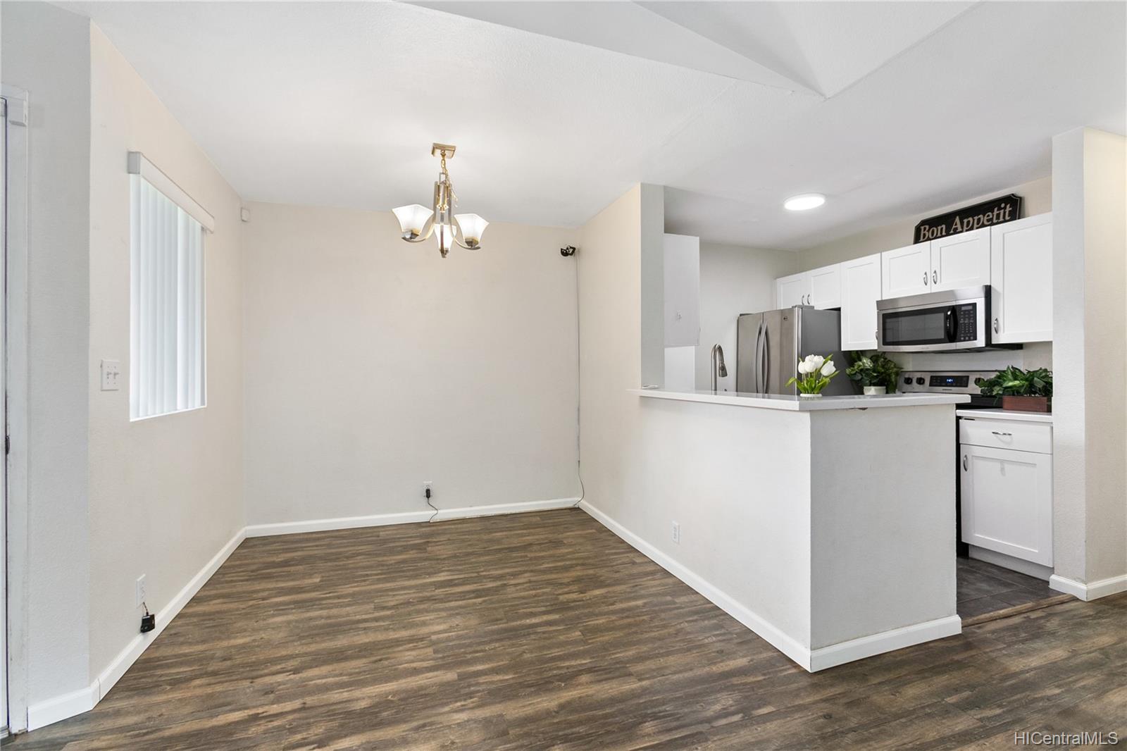 95-664 Wikao Street #L206, Mililani, HI 96789