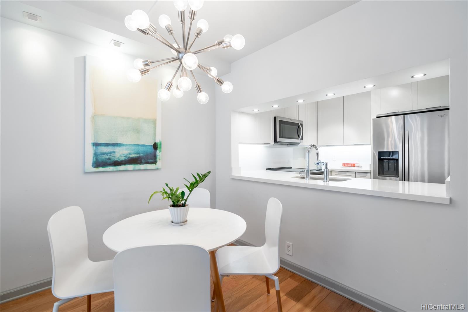 1255 Nuuanu Avenue #E1205, Honolulu, HI 96817