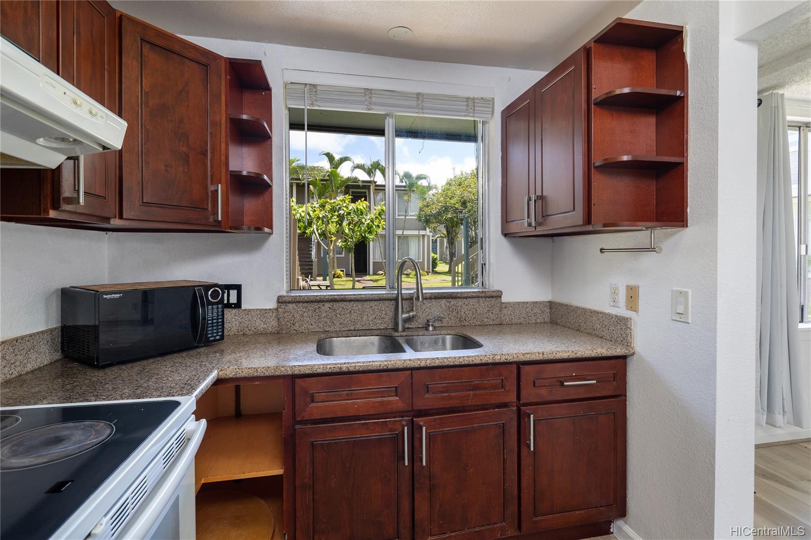 95-707 Lanikuhana Avenue #R105, Mililani, HI 96789
