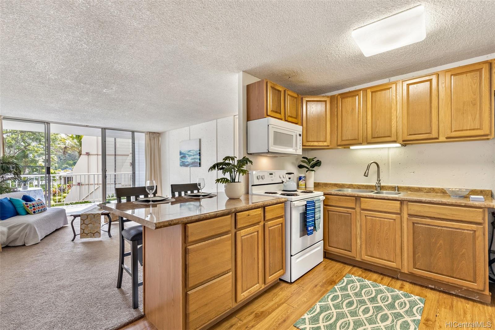 95-061 Waikalani Drive #D204, Mililani, HI 96789