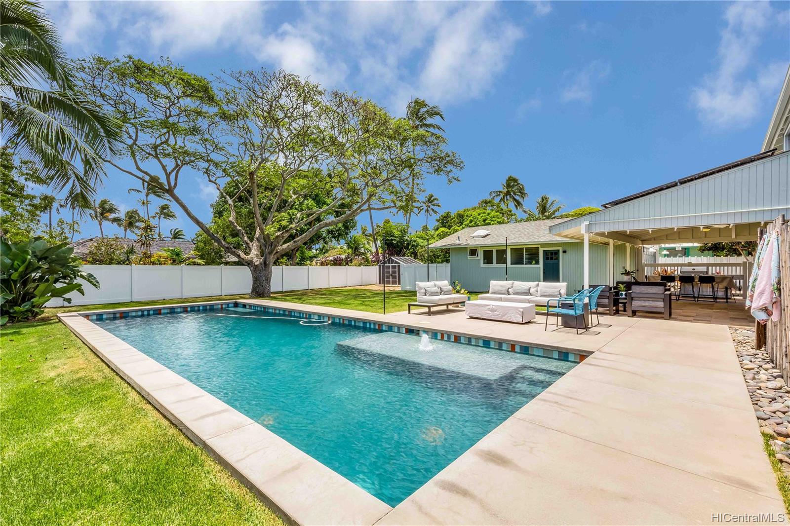 155 Kuupua Street Kailua, HI 96734