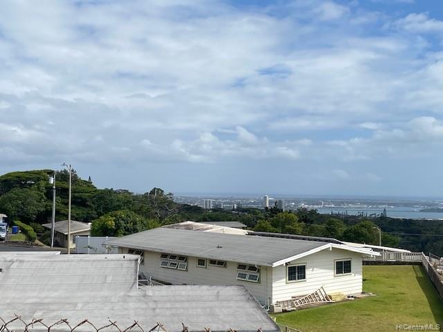 2357 Aumakua Street Pearl City, HI 96782