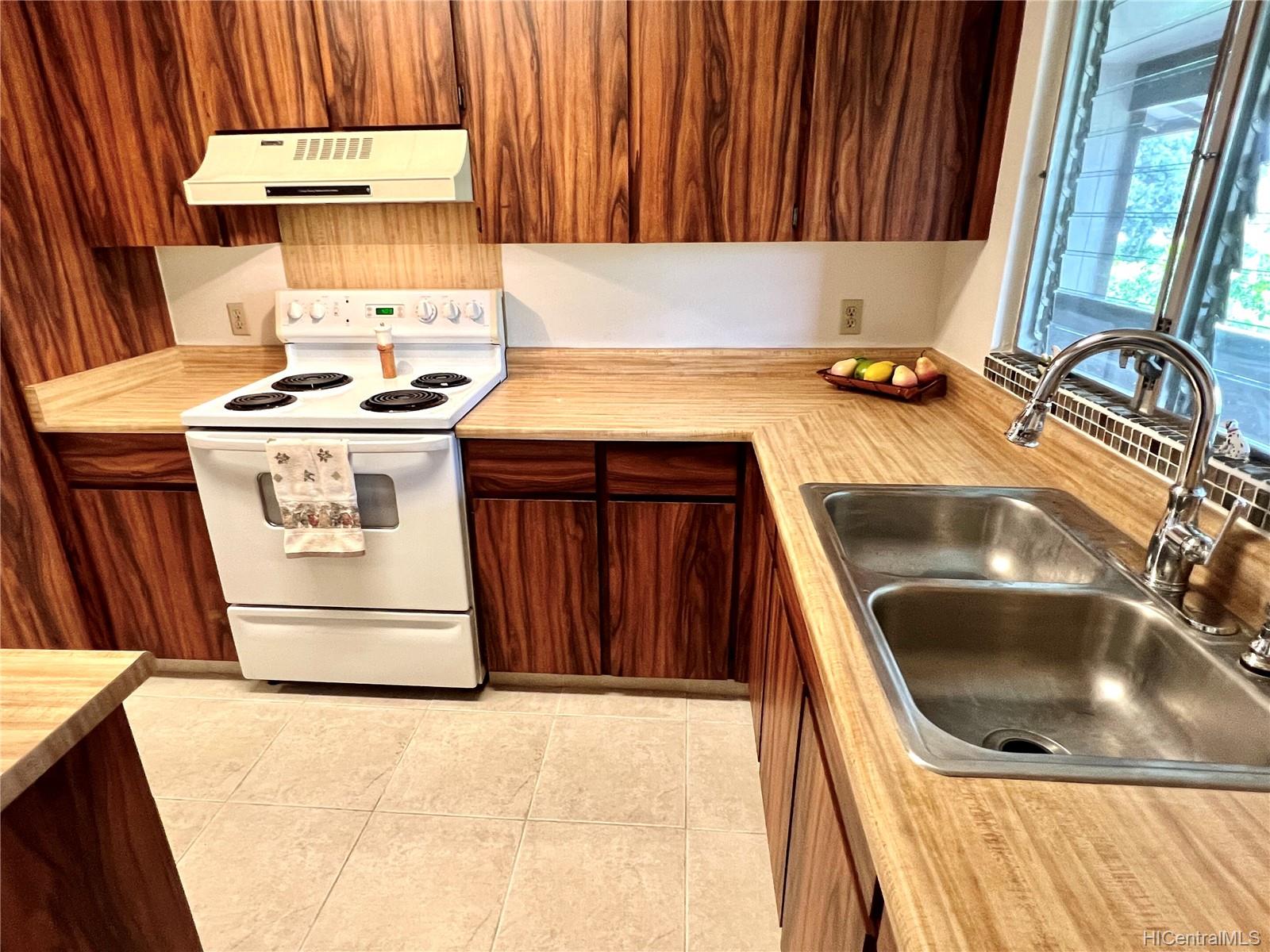 96-230 Waiawa Road #28, Pearl City, HI 96782