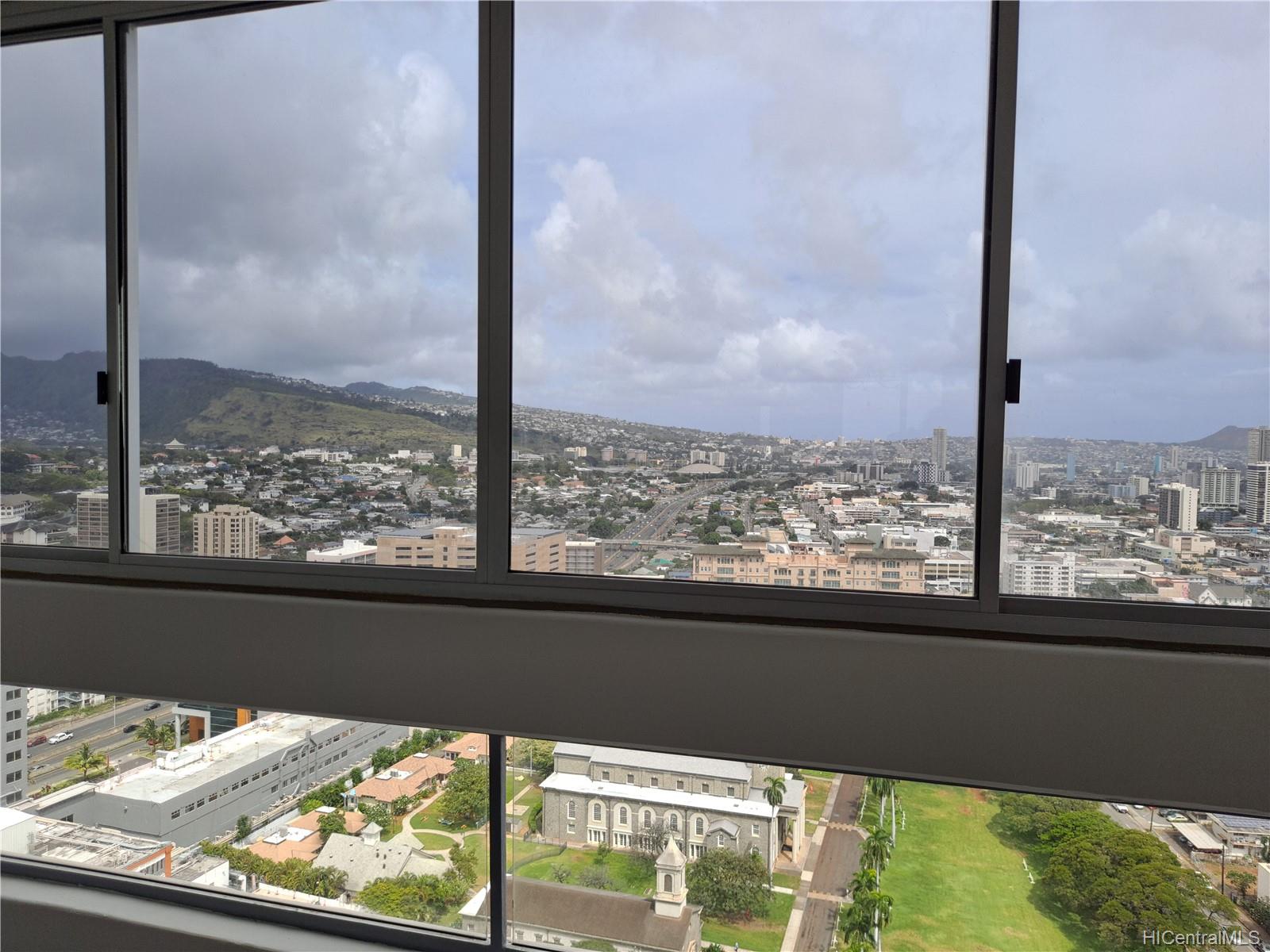 1212 Punahou Street #3205, Honolulu, HI 96826
