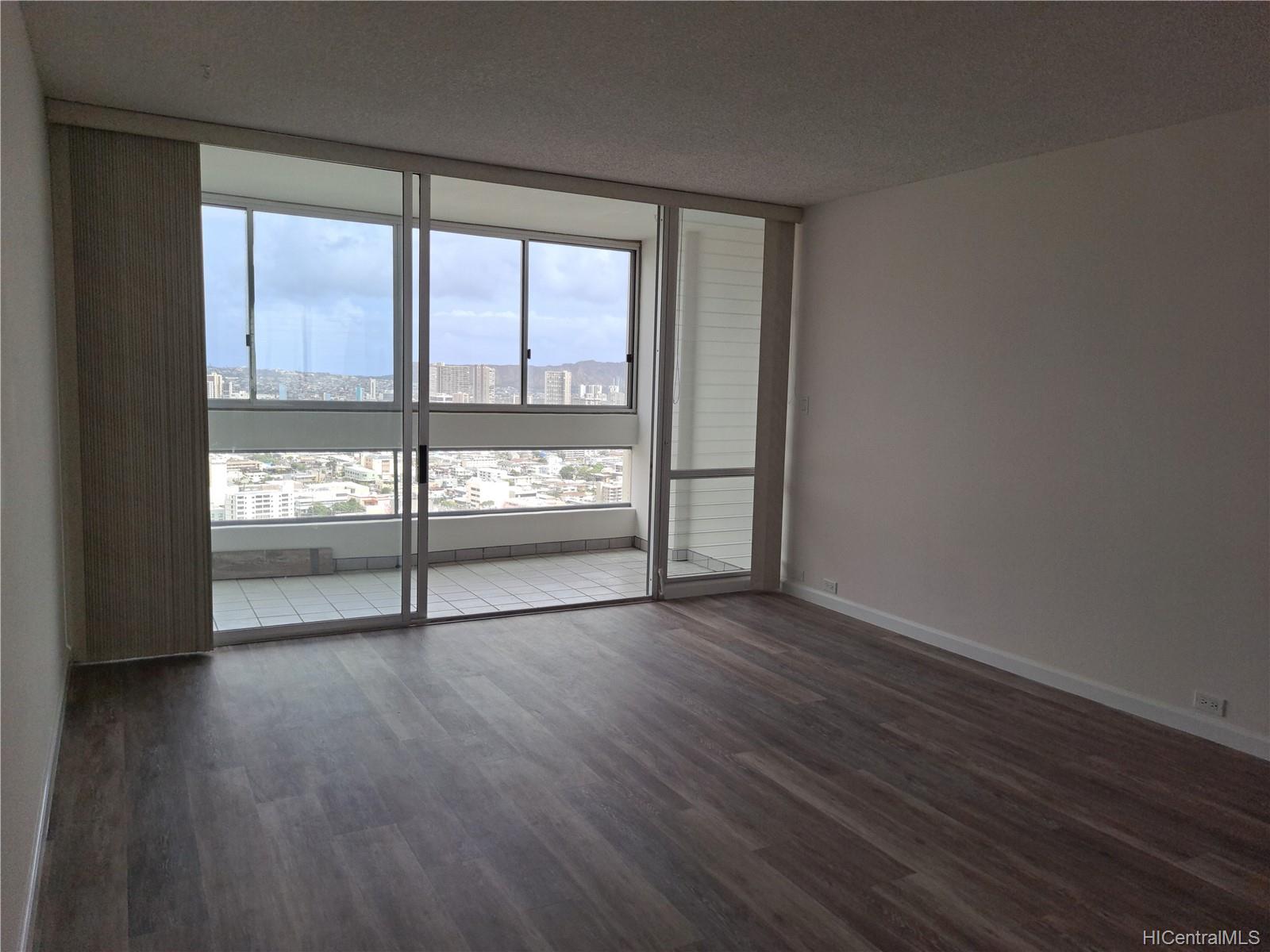 1212 Punahou Street #3205, Honolulu, HI 96826