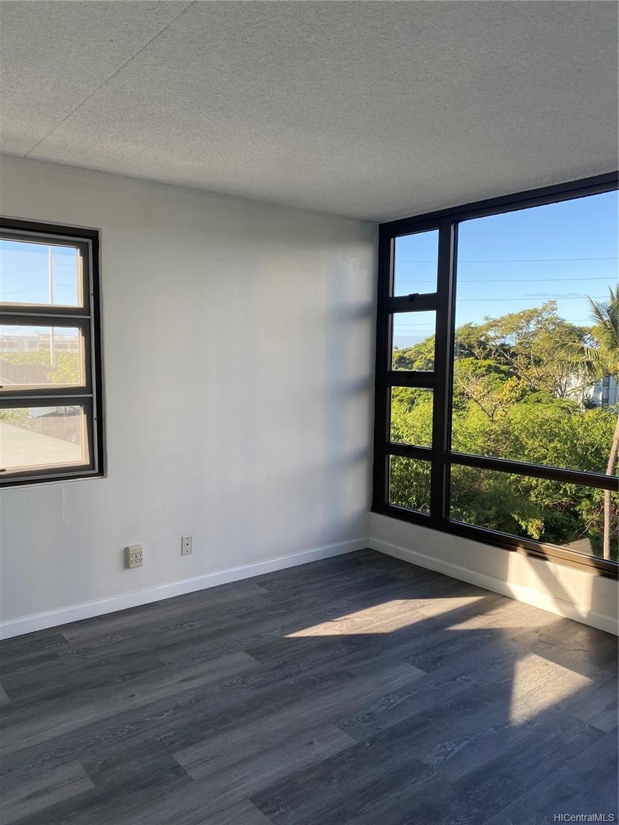 98-402 Koauka Loop #202, Aiea, HI 96701