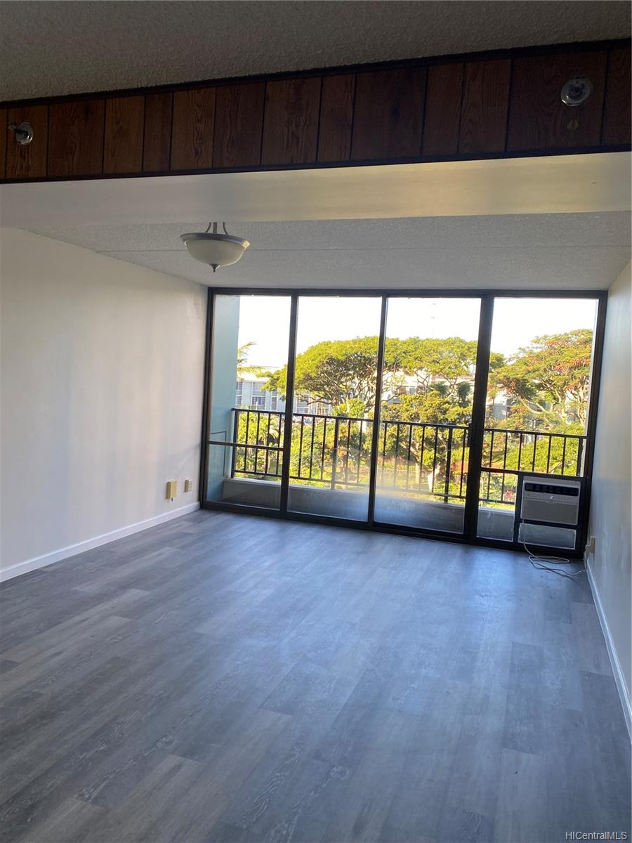 98-402 Koauka Loop #202, Aiea, HI 96701