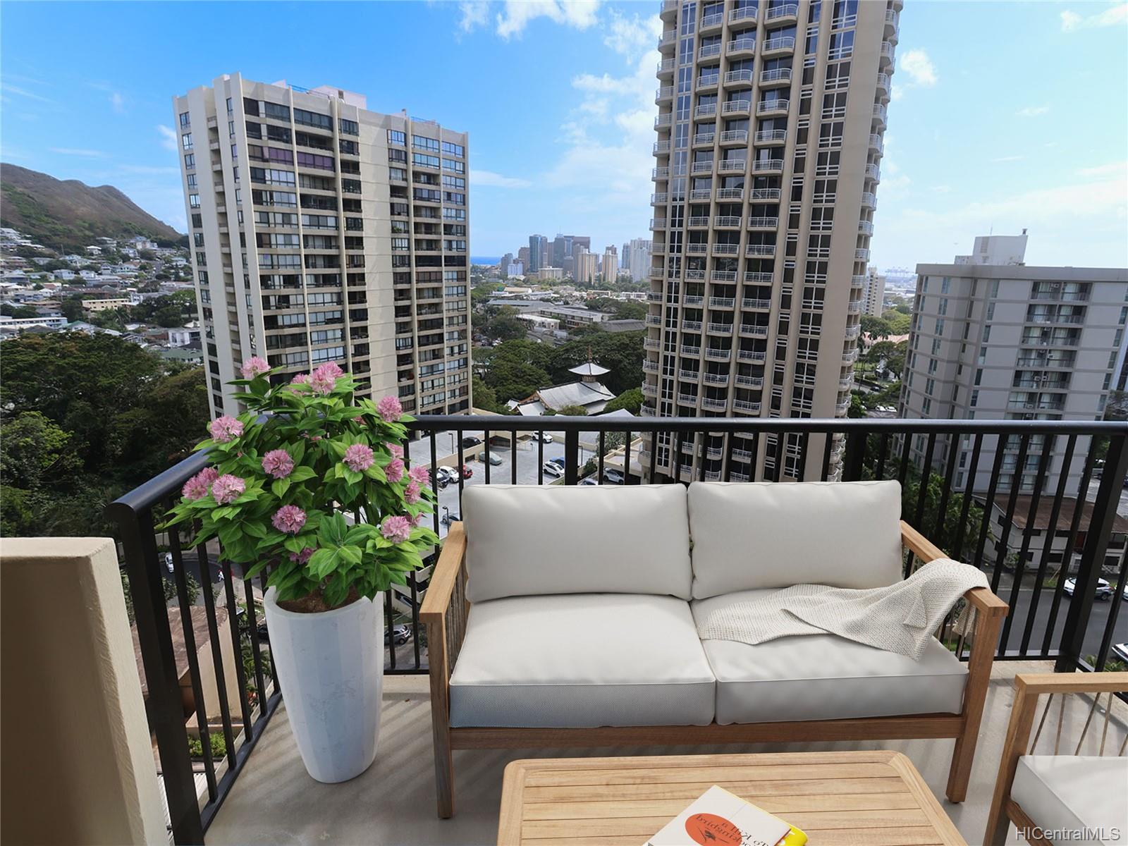 21 Craigside Place #8D, Honolulu, HI 96817