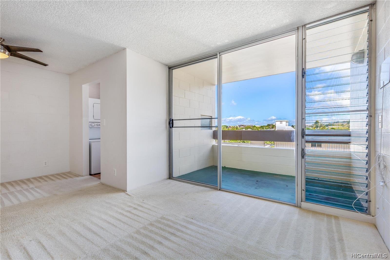 1555 Pohaku Street #B505, Honolulu, HI 96817