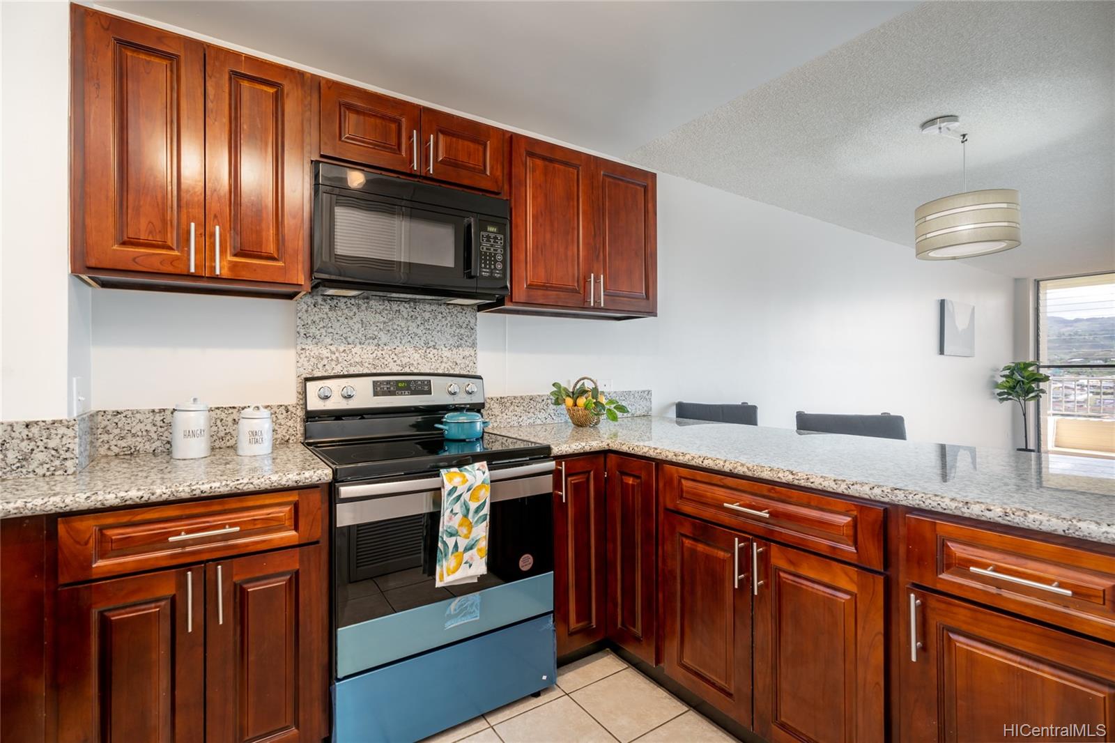 1160 Ala Napunani Street #1406, Honolulu, HI 96818