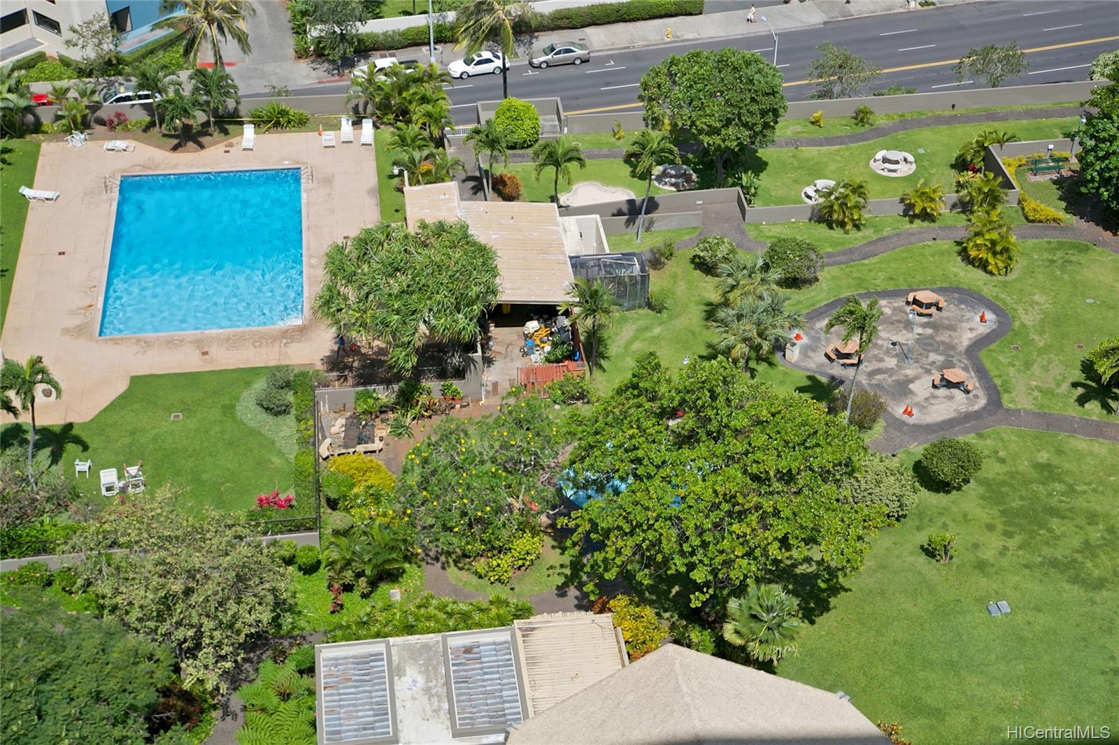 1255 Nuuanu Avenue #E1202, Honolulu, HI 96817