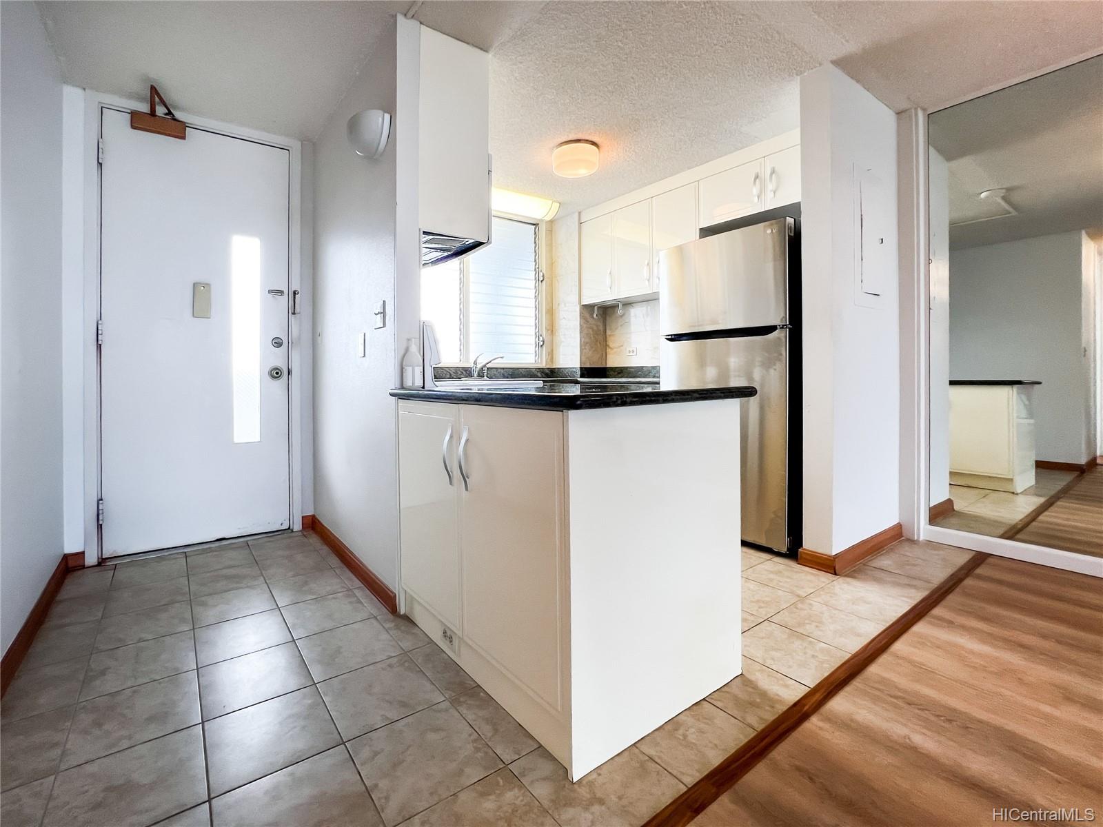 1212 punahou Street #3204, Honolulu, HI 96826