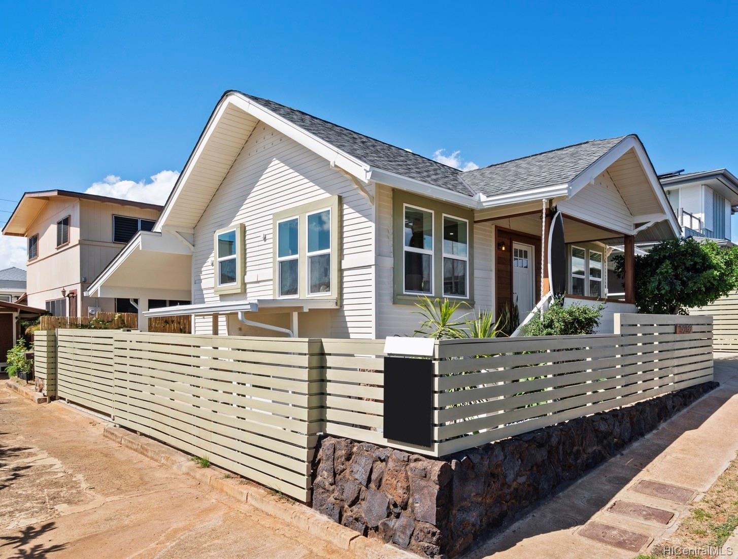 3252 Esther Street Honolulu, HI 96815