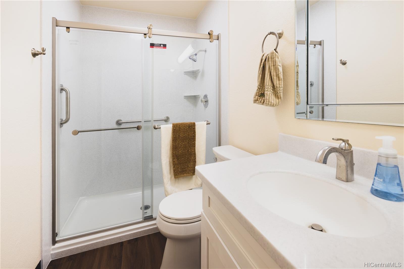 565 Mananai Place #27S, Honolulu, HI 96818