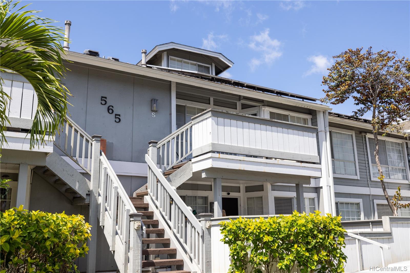 565 Mananai Place #27S, Honolulu, HI 96818