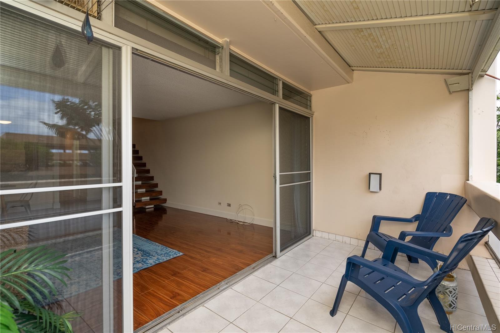 500 University Avenue #324, Honolulu, HI 96826
