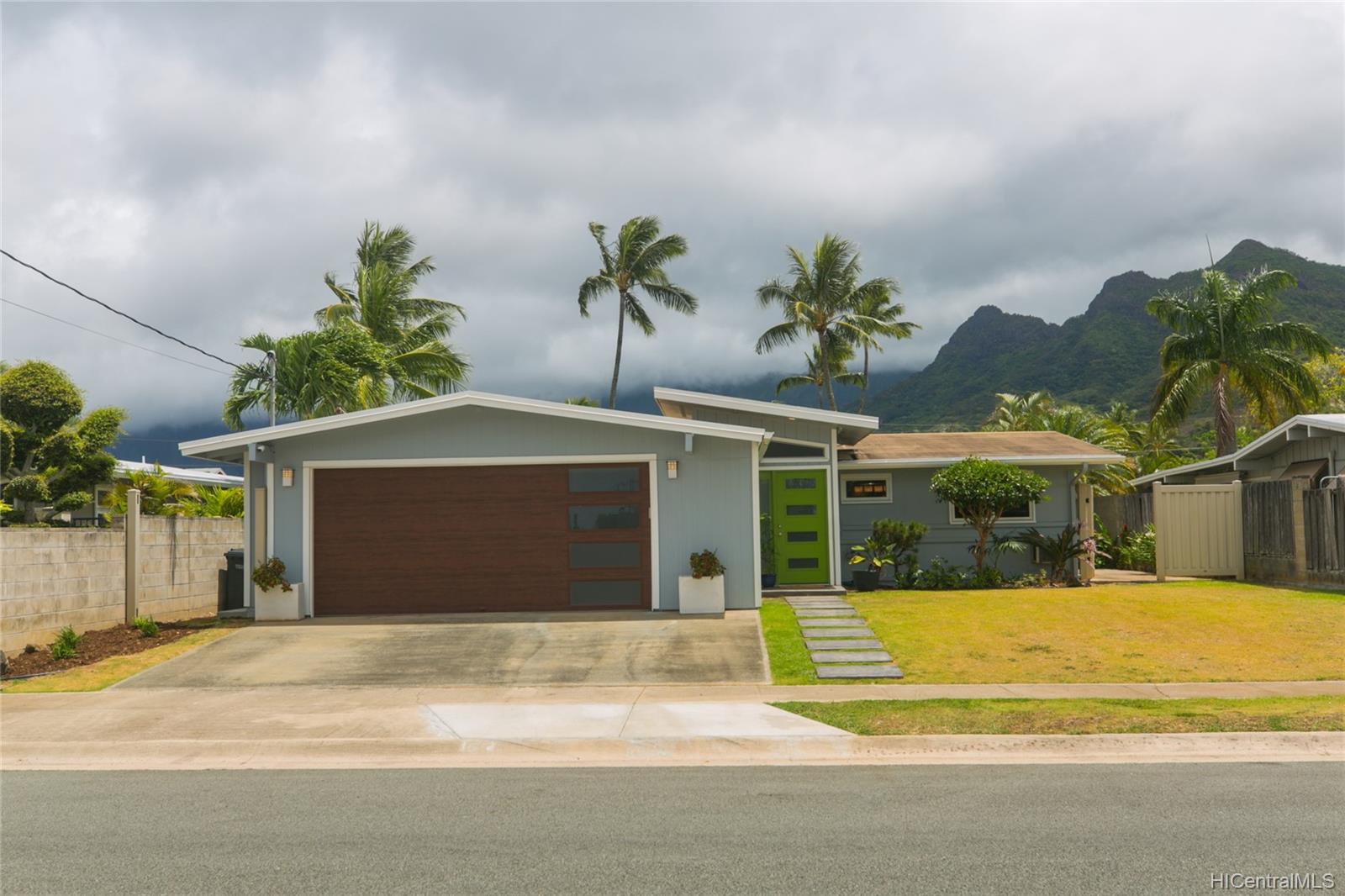 1033 Akumu Street Kailua, HI 96734