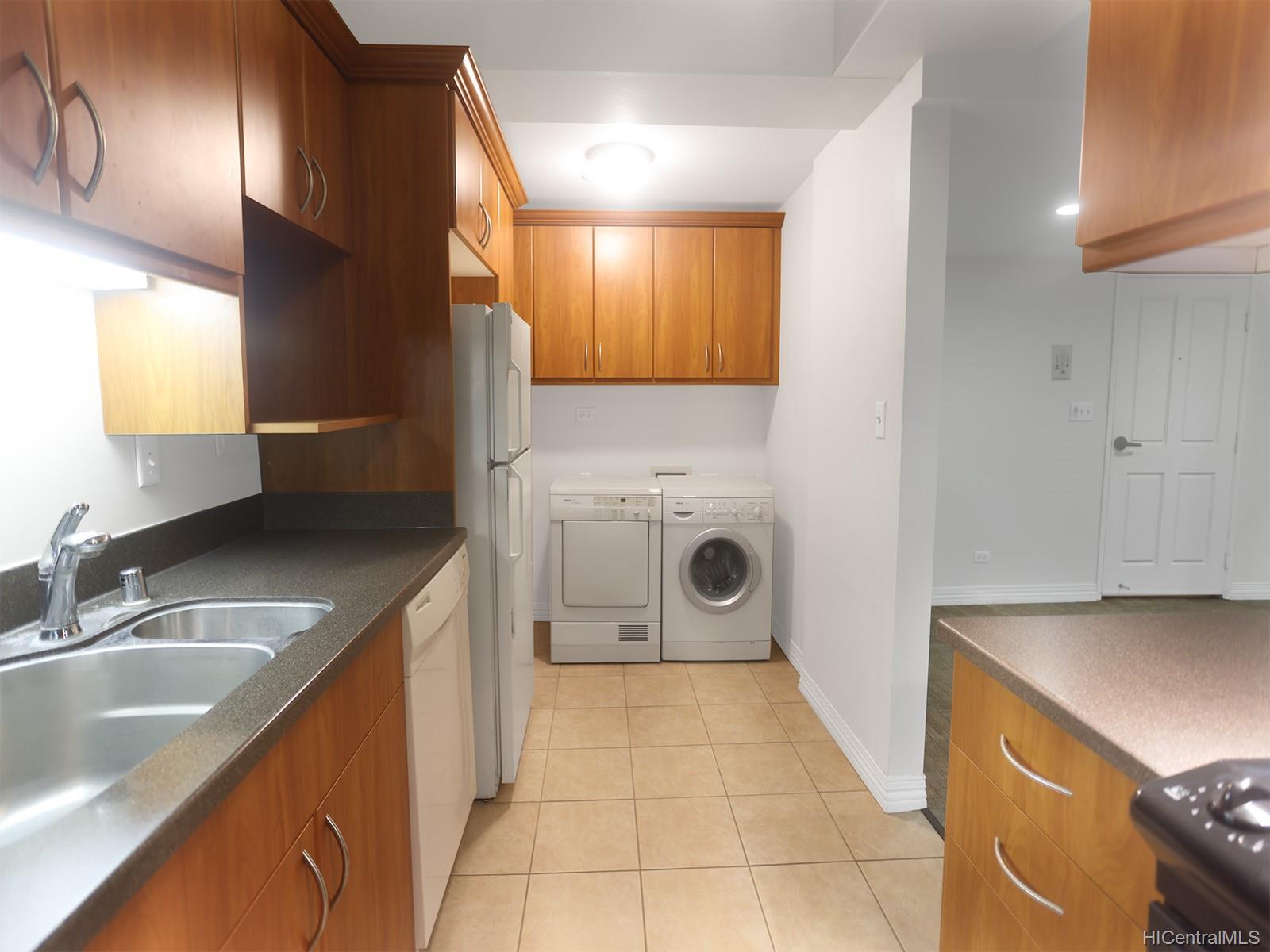 21 Craigside Place #2C, Honolulu, HI 96817