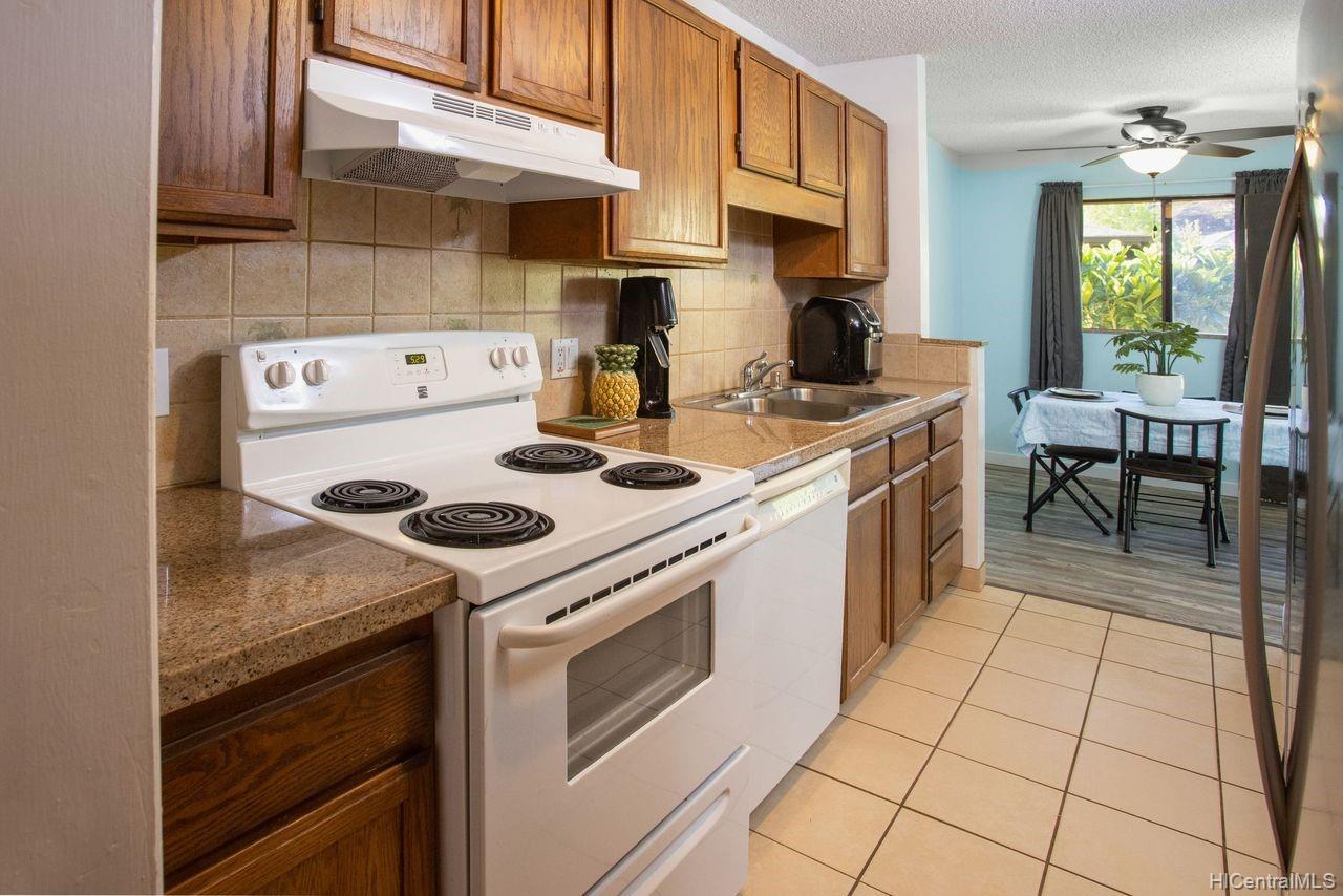 2069 California Avenue #3C, Wahiawa, HI 96786