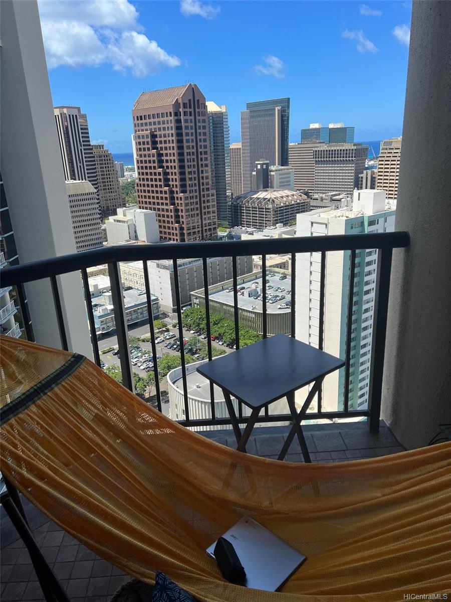 60 Beretania Street #3108, Honolulu, HI 96817