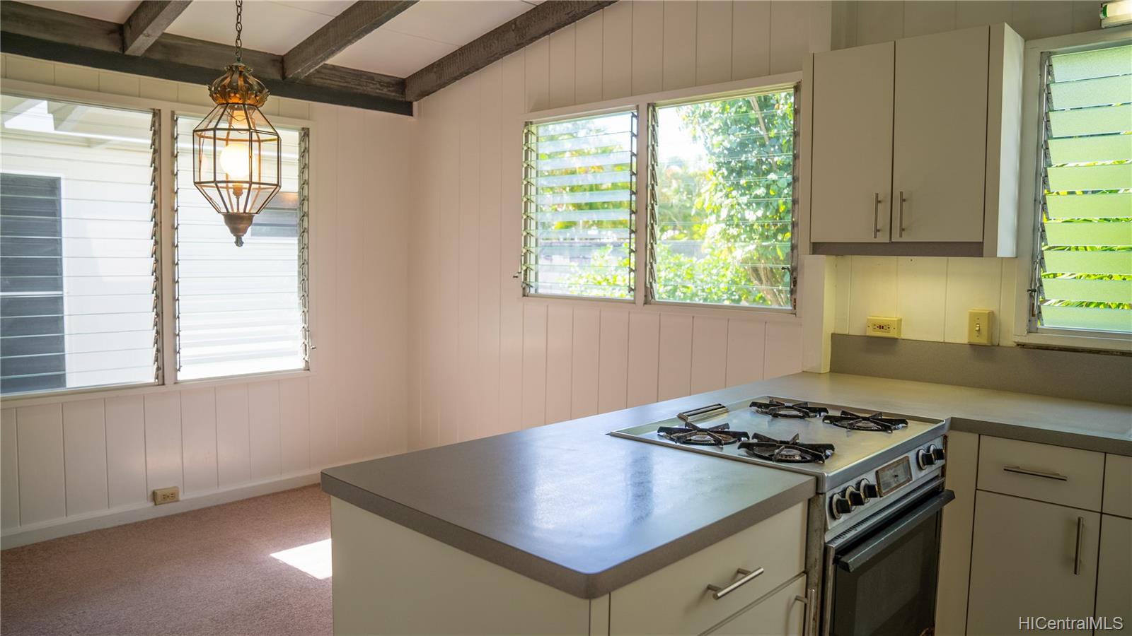 607 Pamaele Street Kailua, HI 96734