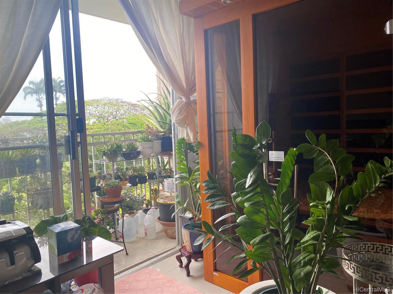 1720 Huna Street #B612, Honolulu, HI 96817