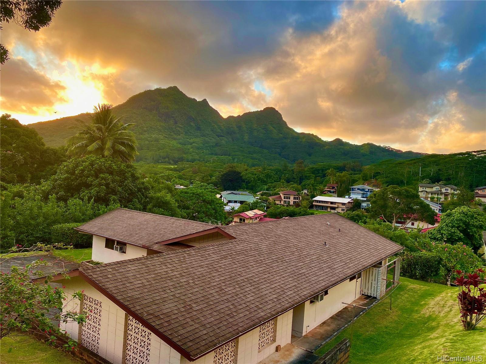 1310 Lopaka Place Kailua, HI 96734