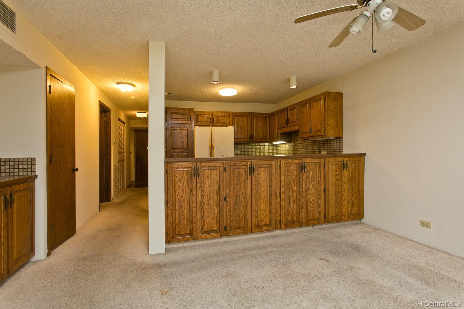 555 Hahaione Street #3G, Honolulu, HI 96825