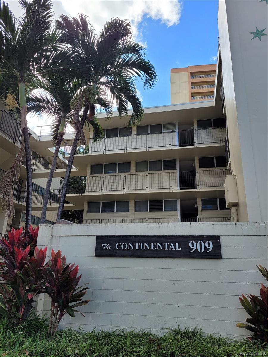 901 Kaheka Street #B208, Honolulu, HI 96814