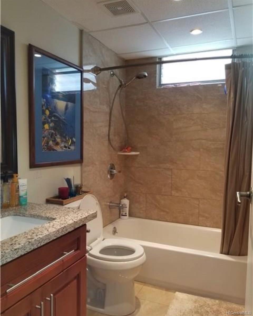 94-030 Leolua Street #B104, Waipahu, HI 96797