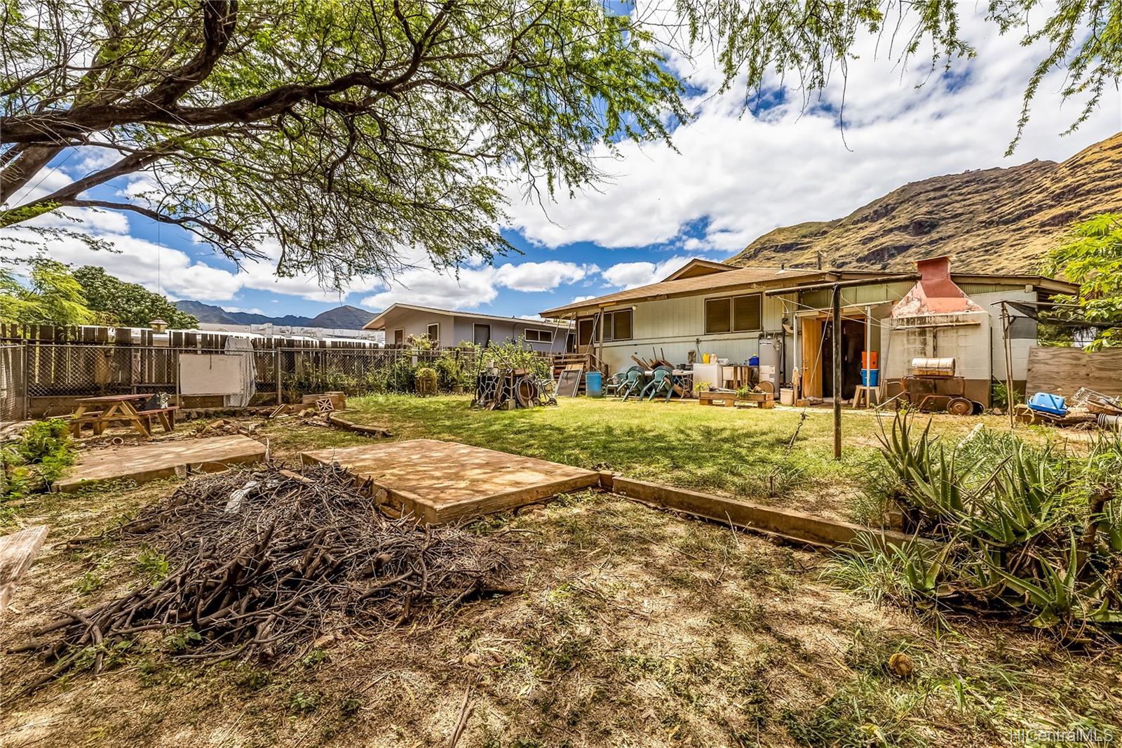87-280 Laulele Street Waianae, HI 96792