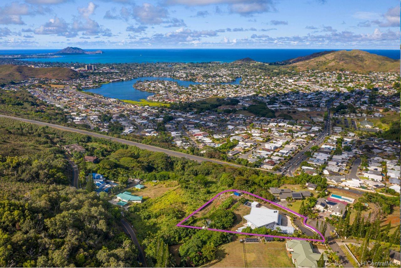 42-103 Aleka Place Kailua, HI 96734