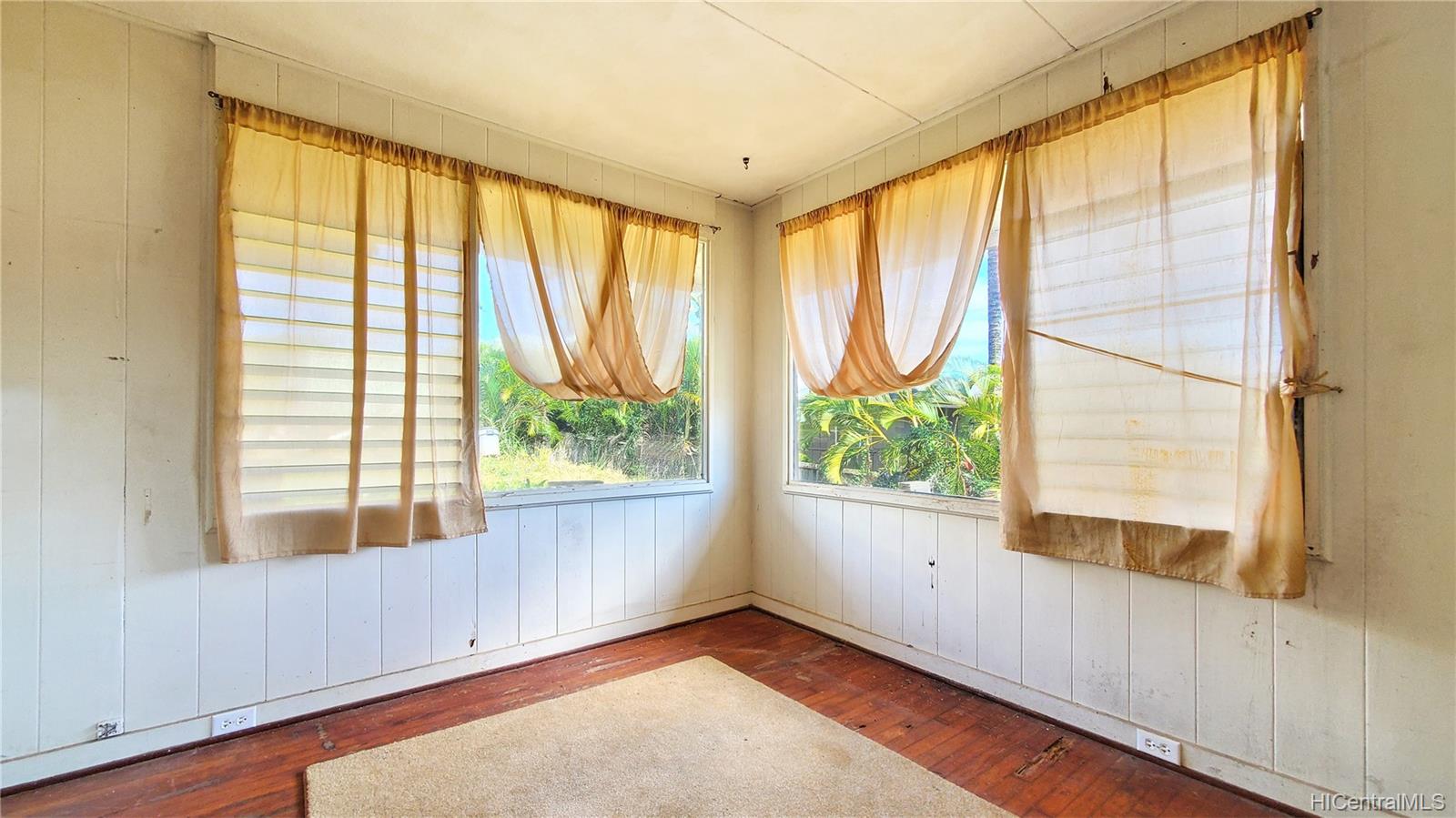 44-741 Malulani Street Kaneohe, HI 96744