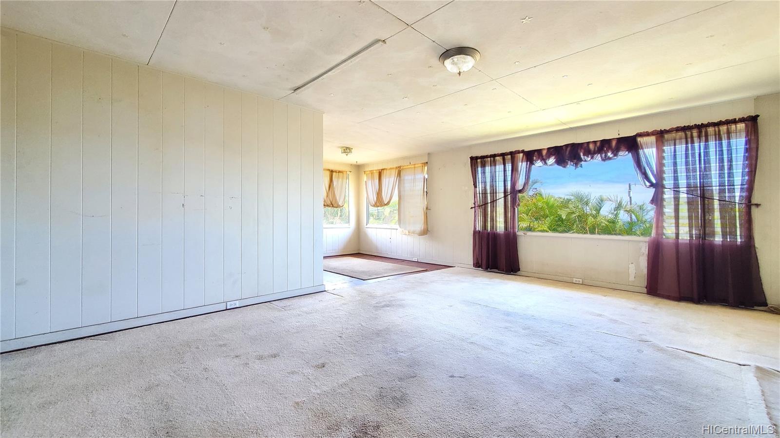 44-741 Malulani Street Kaneohe, HI 96744